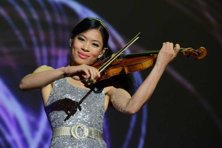 Ванесса Мэй 2022