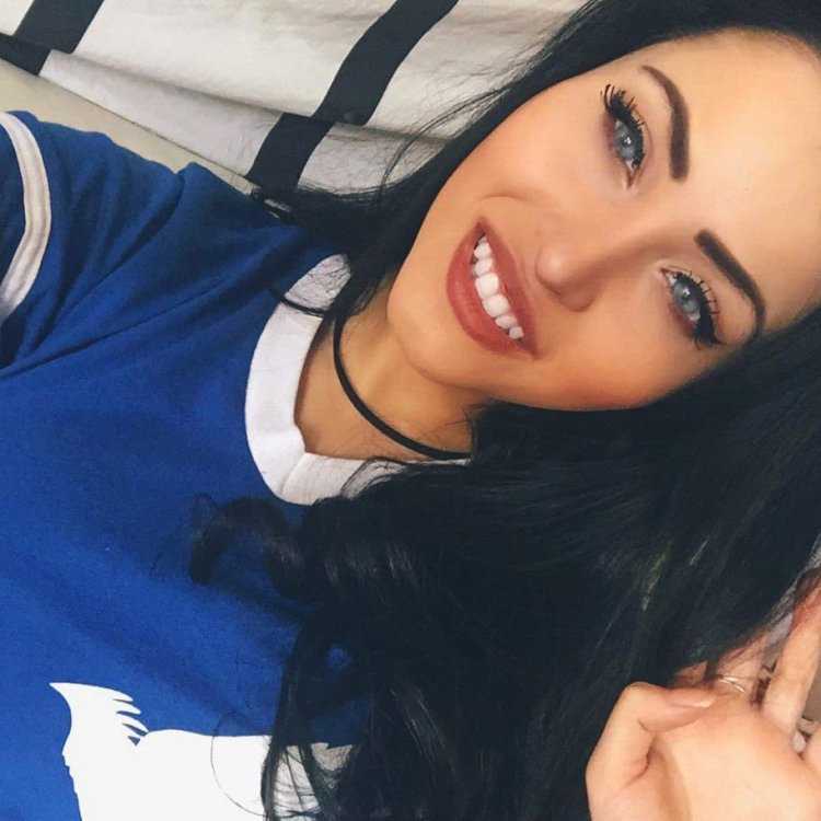 Клаудия Альенде двойник Меган Фокс