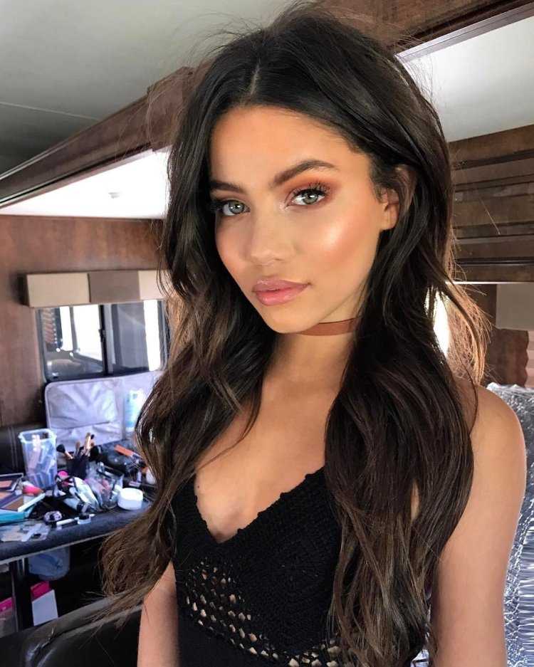 Адриана Мишель