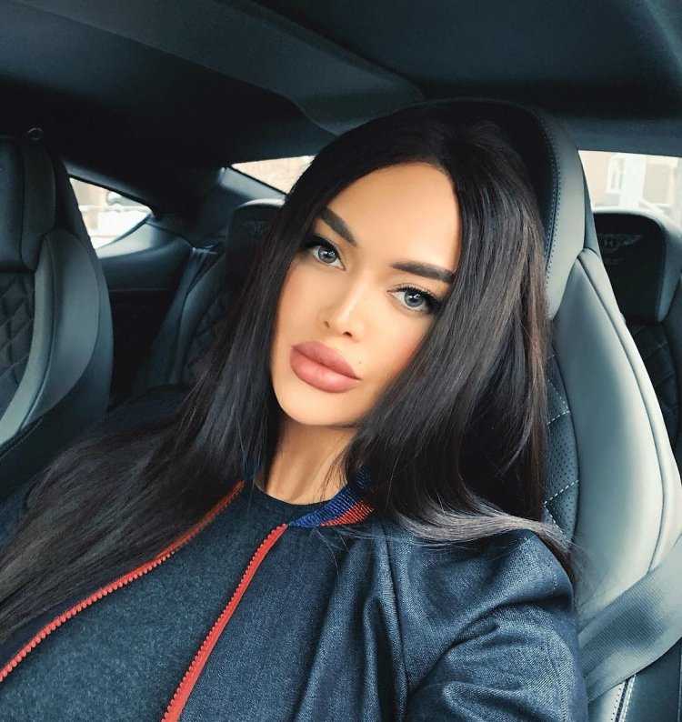 Алёна Шишкова брюнетка