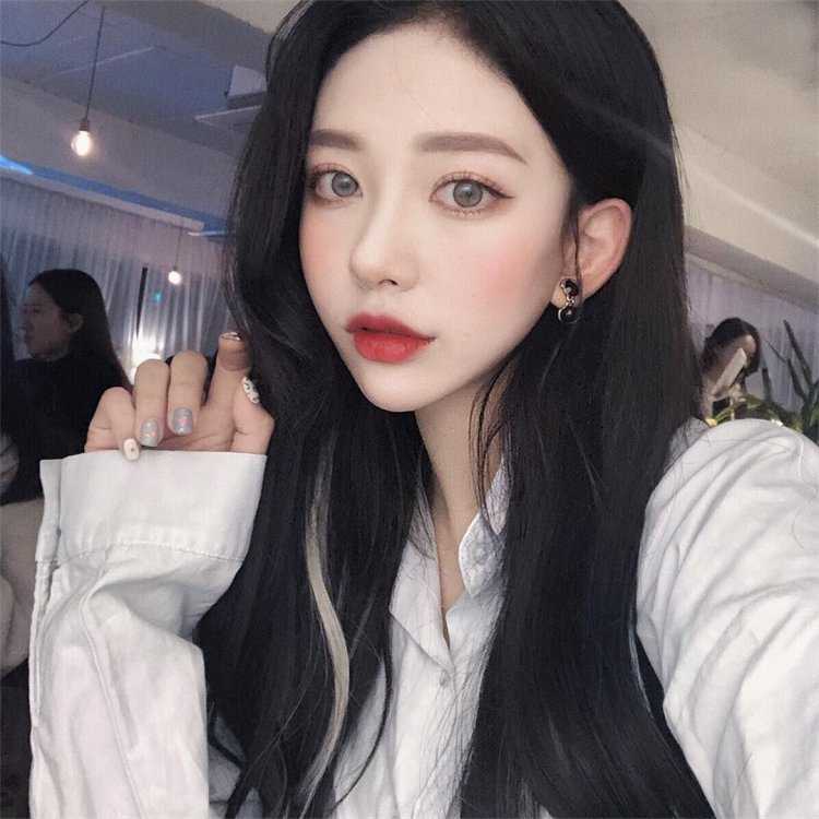 Кореянки ulzzang с чёрными волосами