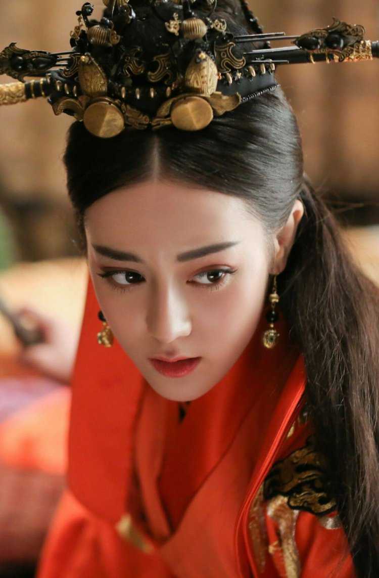 Дильраба Чжан Бинь