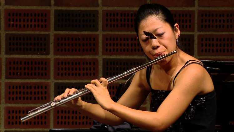 Человек с флейтой