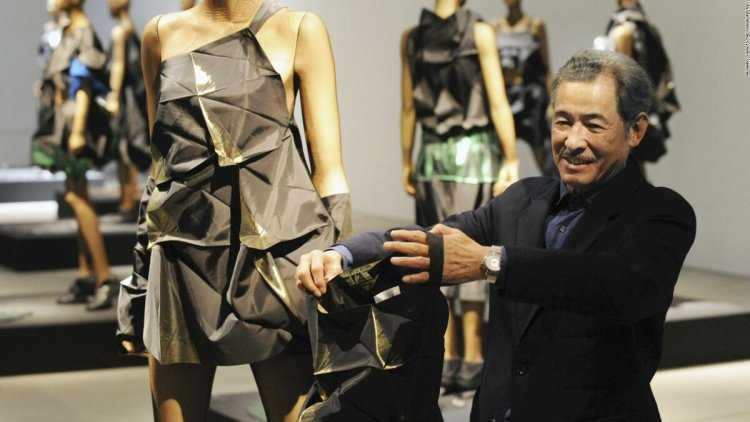 Японка модельер12