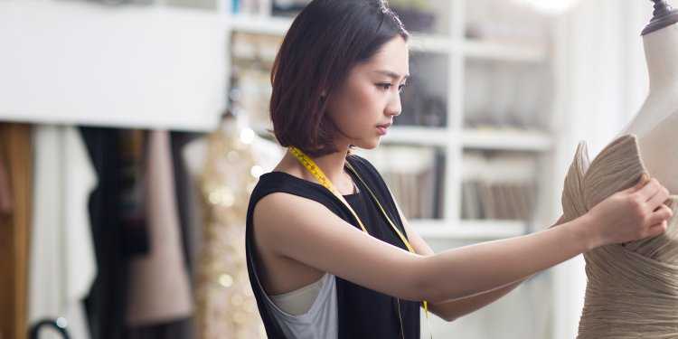 Азиатские женщины дизайнер