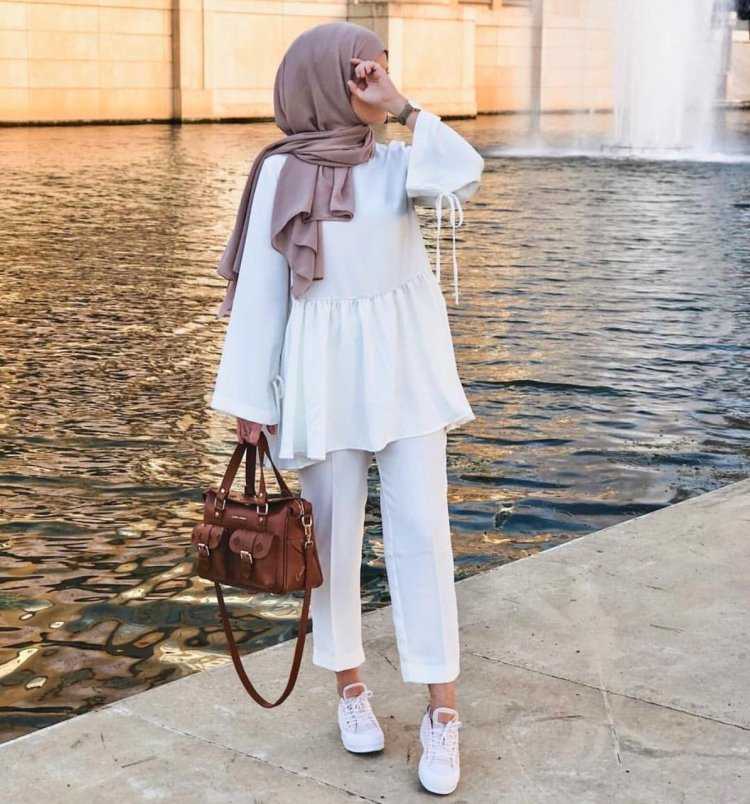 Индонезийские девушки в хиджабе