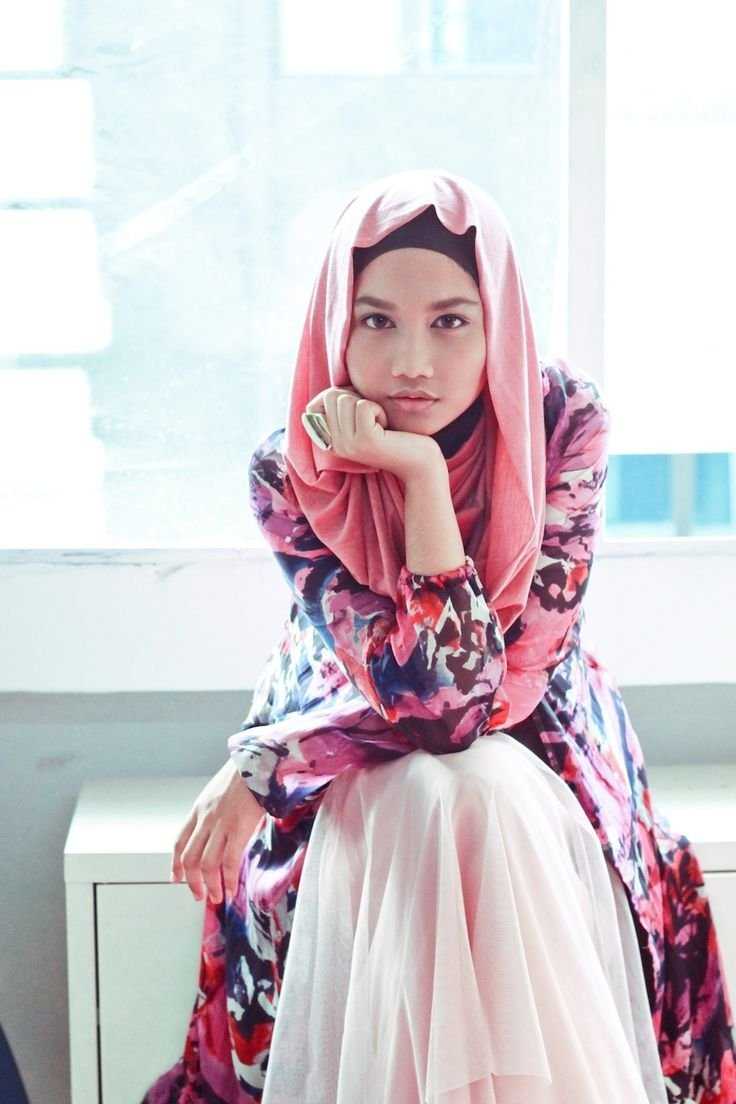 Японка в хиджабе