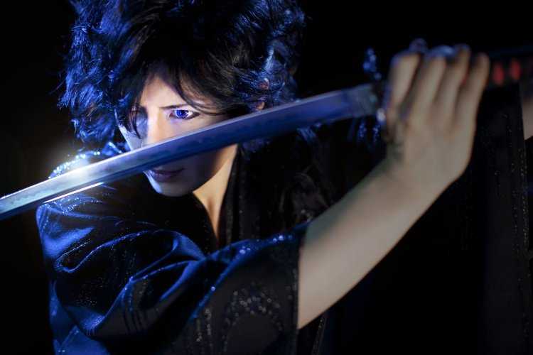 Красивые девушки с катаной