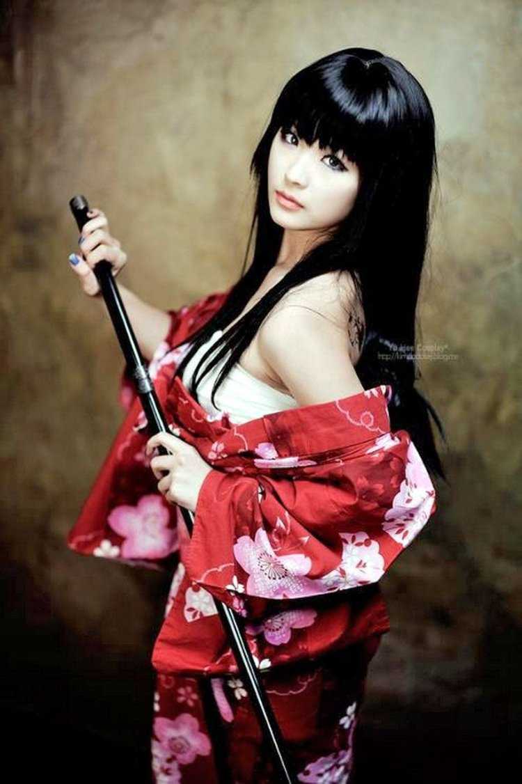Азиатка Самурай