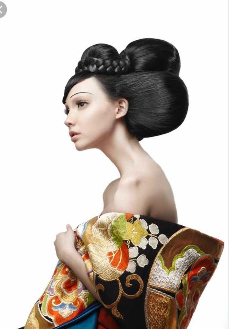 Хикару Накамура гейша