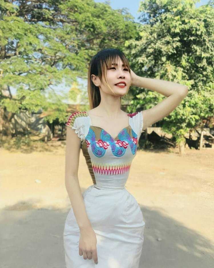 23-Летняя Су Наинг из Мьянмы