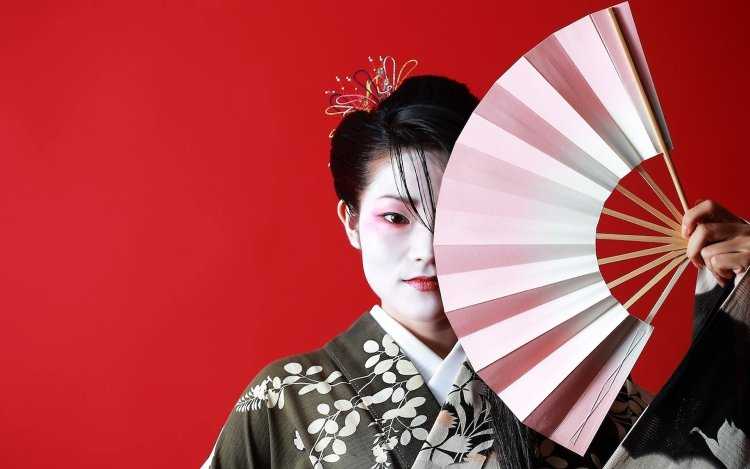 Веер в японском театре Кабуки