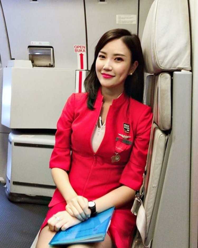Корейские стюардессы
