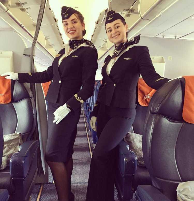 Japan Airlines стюардессы