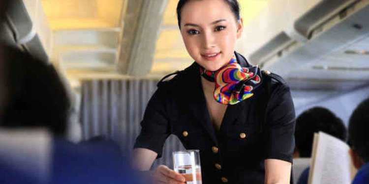 Азиатские стюардессы