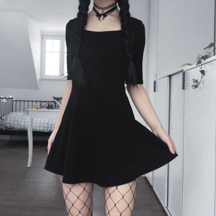 Милые черные платья