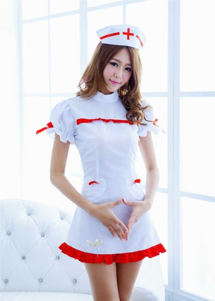 Джесси Джейн медсестричка