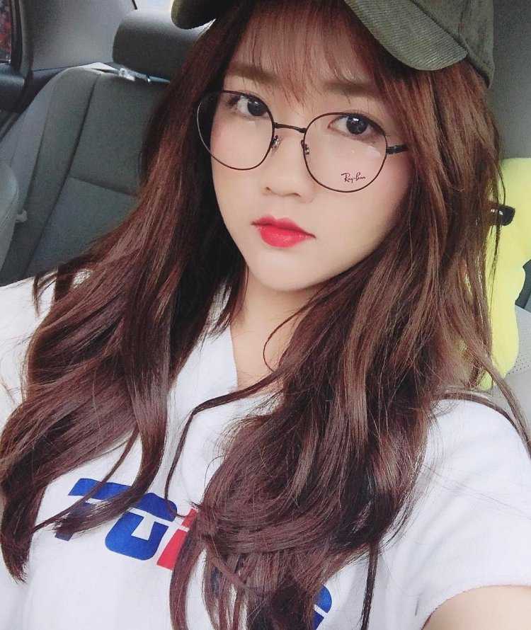 Кореянки в очках