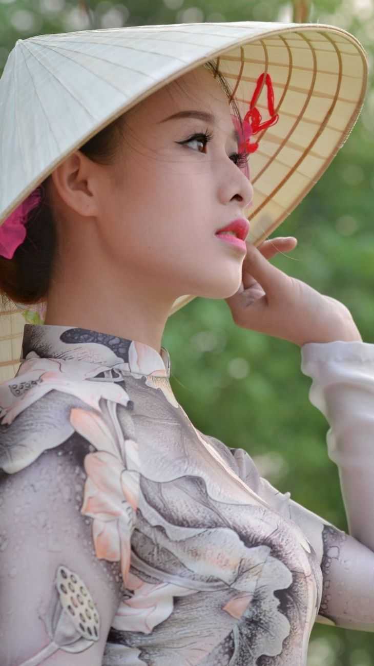 Азиатская шляпа