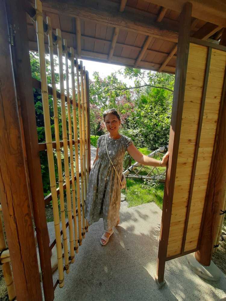 Японки на прогулке32