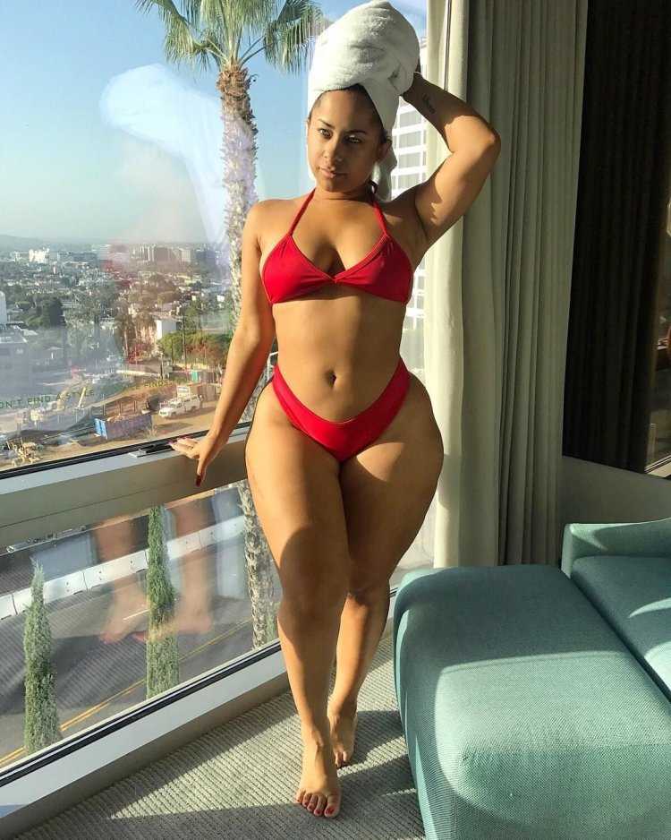 Фитнес модель Tana Ashlee