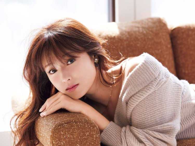 Кёко Фукада ноги