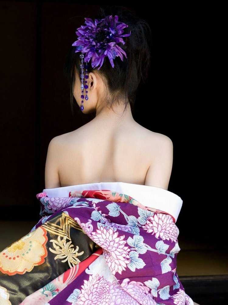 Япония девушки