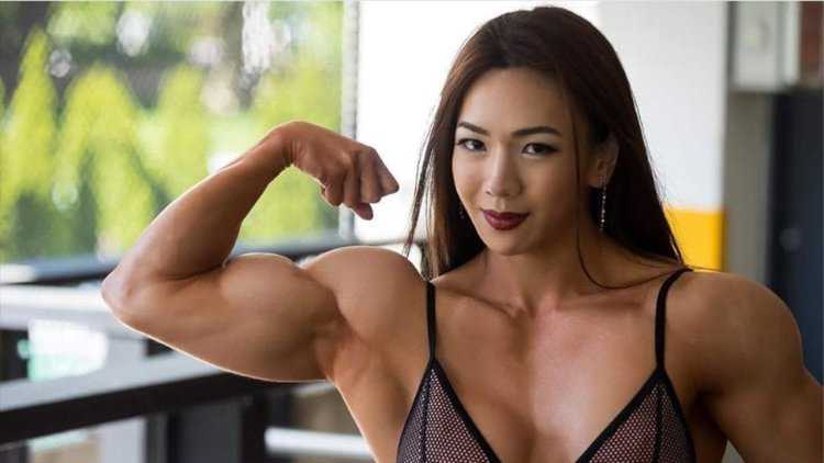 Соблазнительные японки