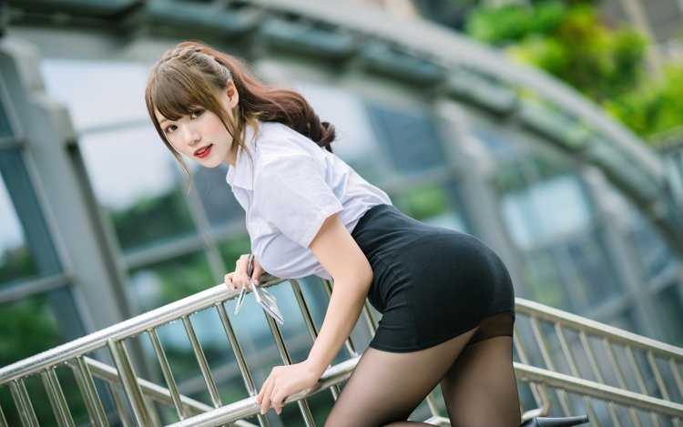 Японские девушки в гольфах