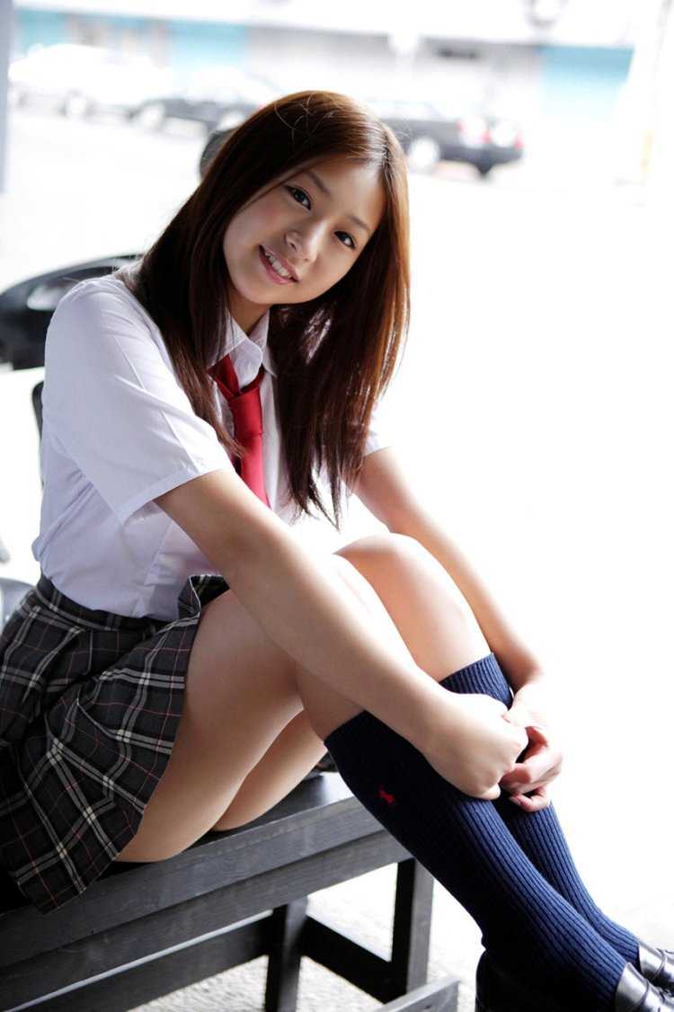 Японские красавицы в юбках