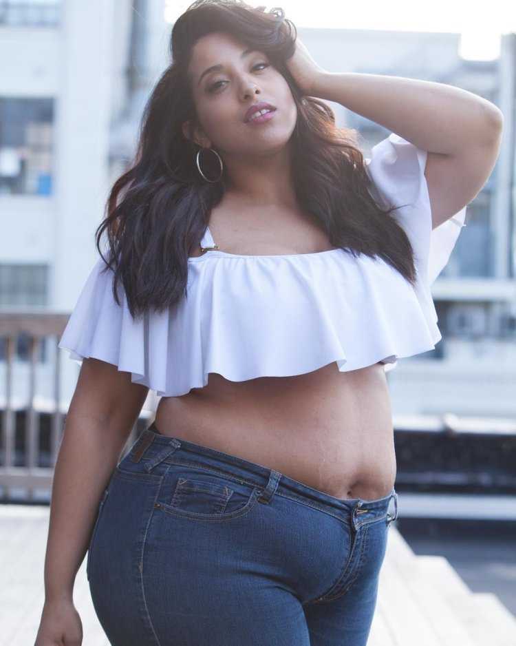 Алекс Лароса плюс сайз