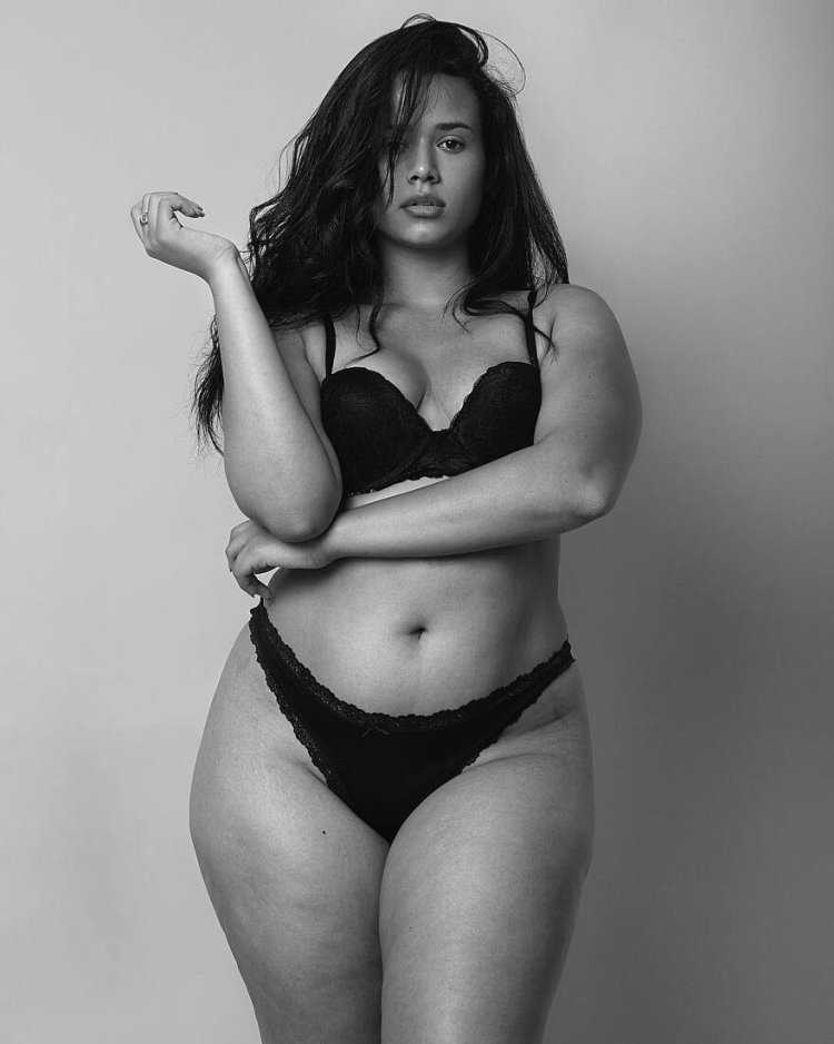 Модель Наталия Лоренцо