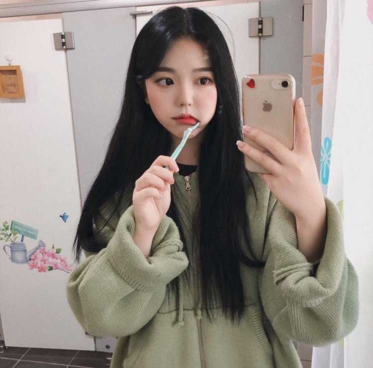 Девушки кореянки селфи