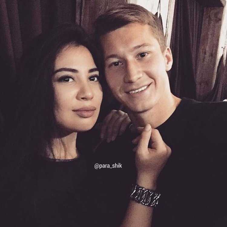 Русский парень с казахской девушкой