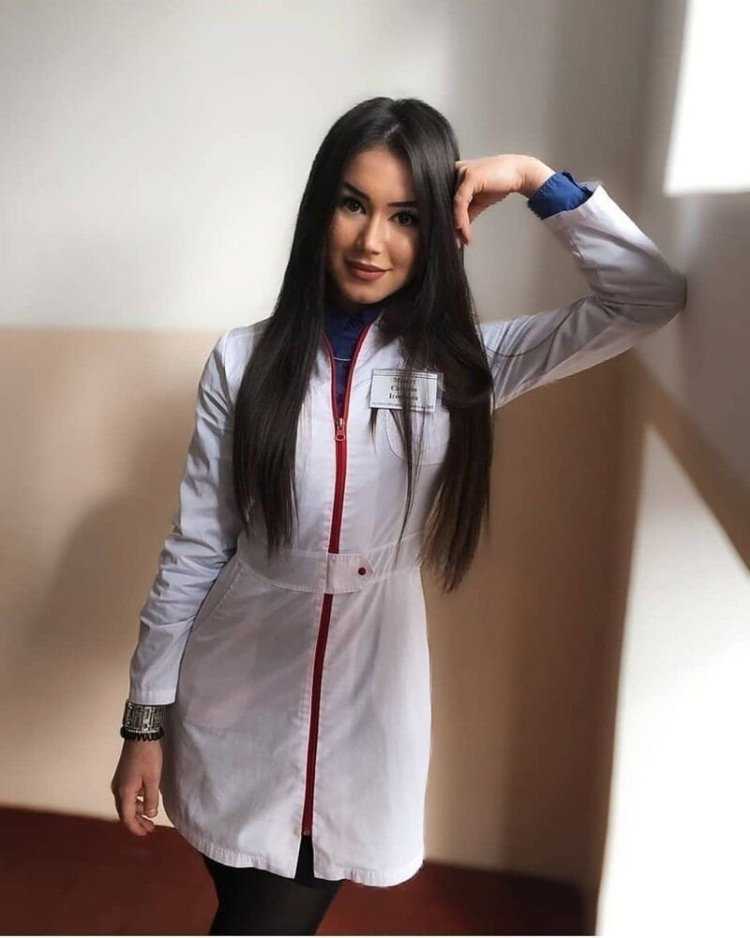 Красивые девушки врачи