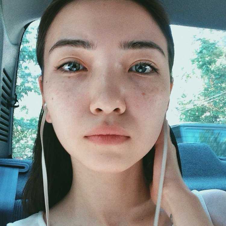 Айжан асёмова