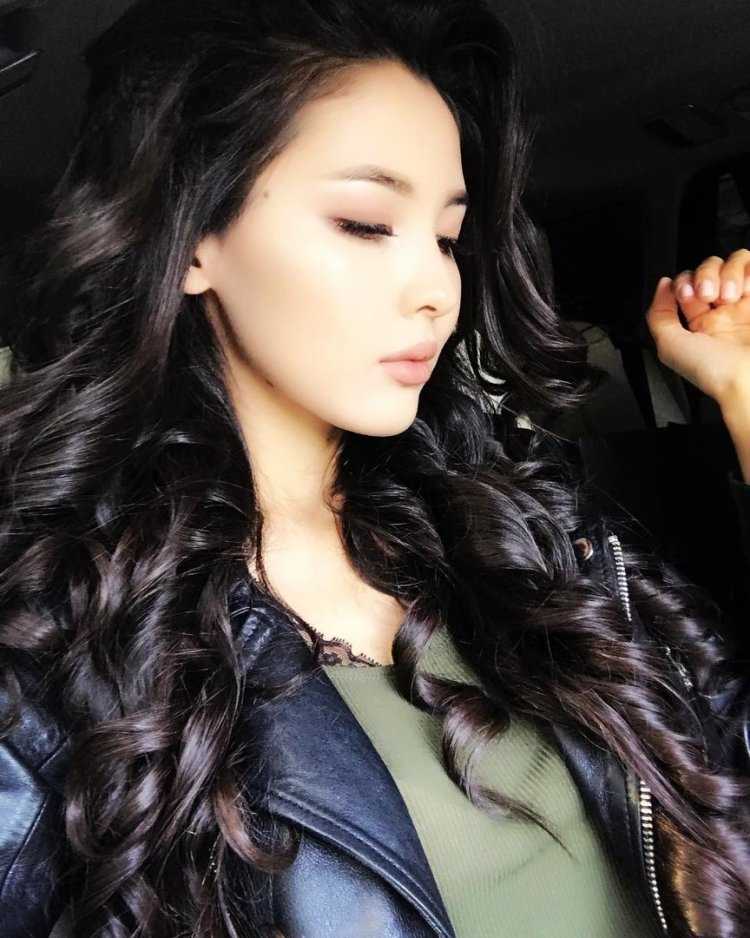 Айдана Меденова