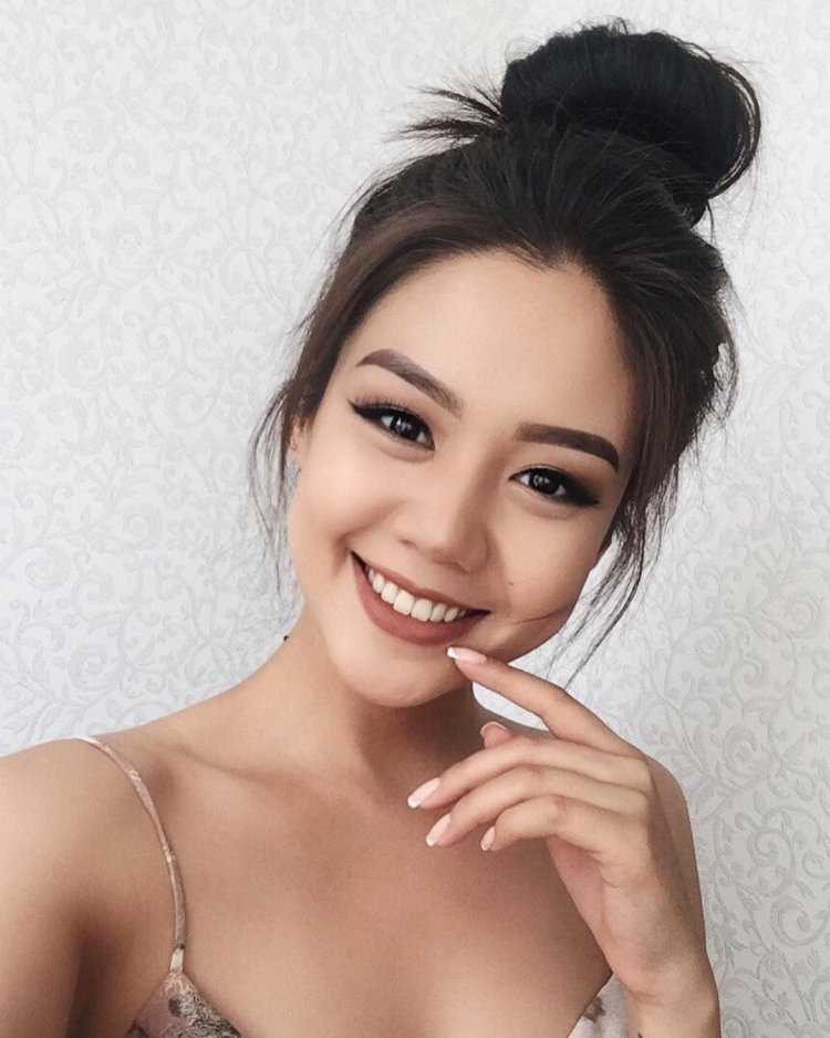 Айжана Асемова