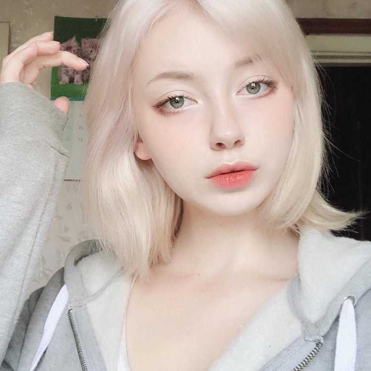 Mad Alien Мария