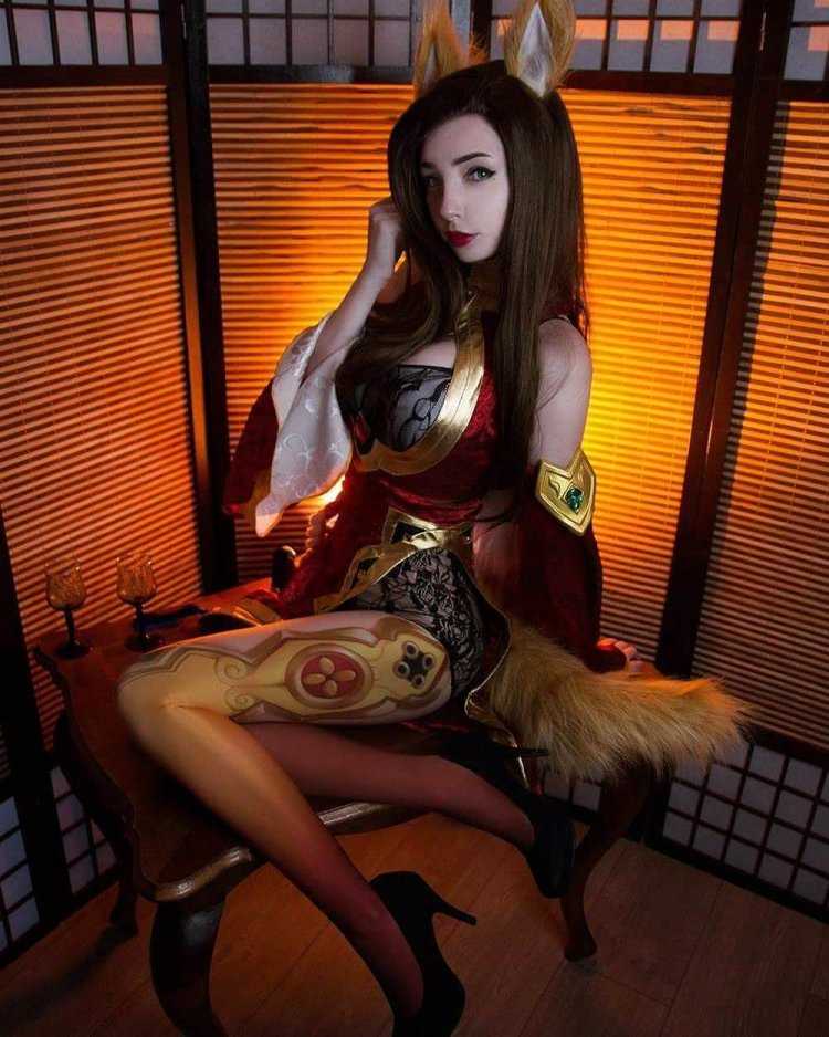 Косплеерши Кицунэ