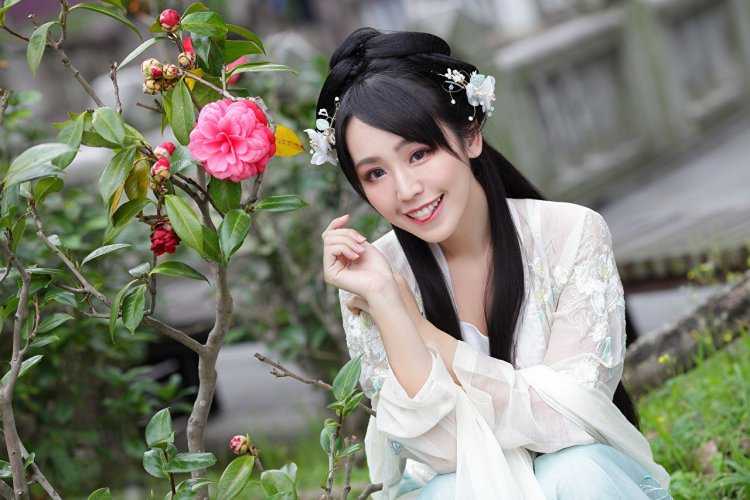 Китаянка в платке