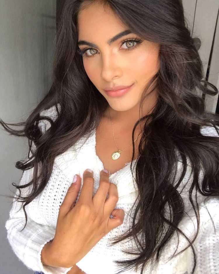 Sara Orrego модель