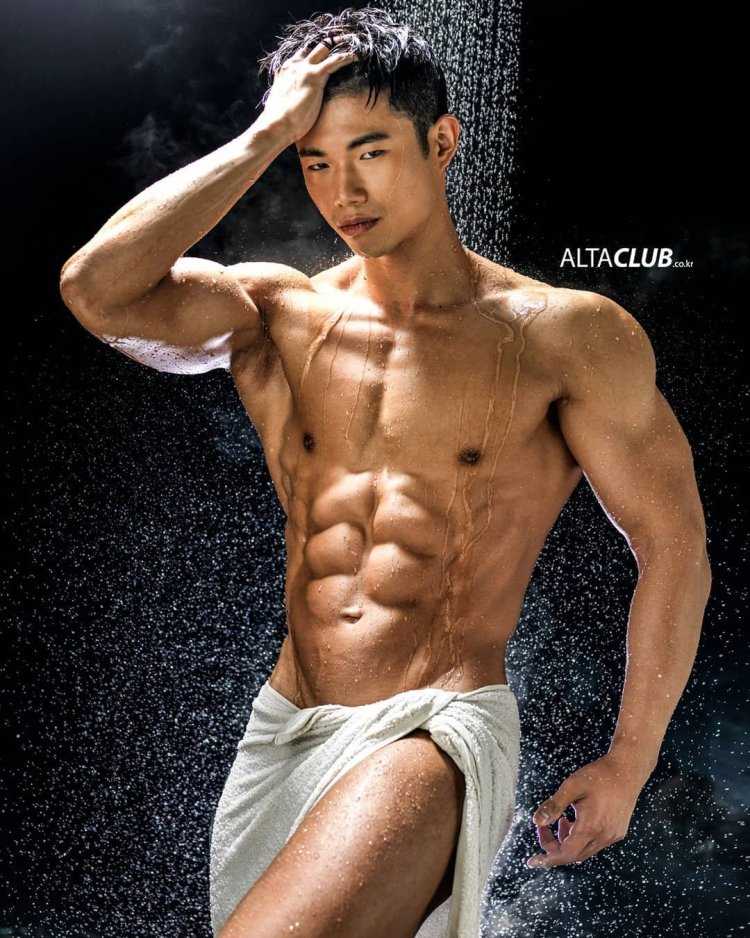 Азиаты фитнес модели мужчины