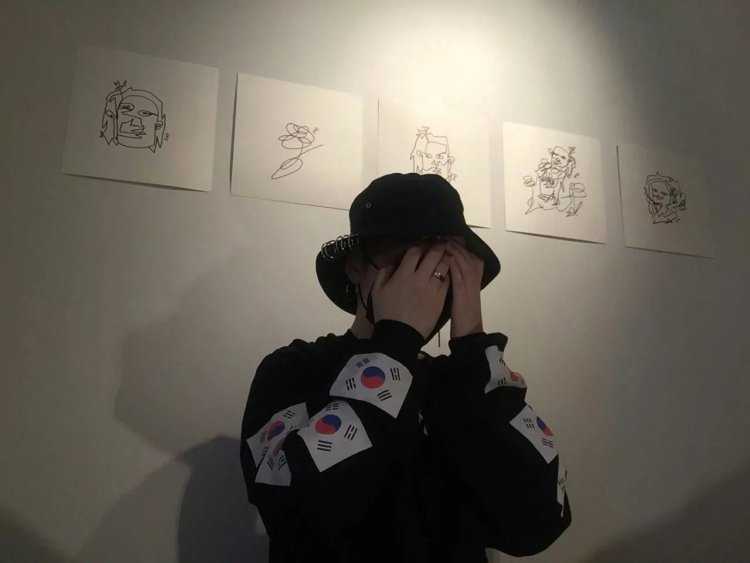 Эстетика Кореи черный