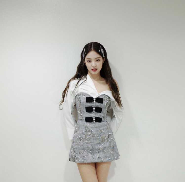 Дженни Наряды блэкпинк