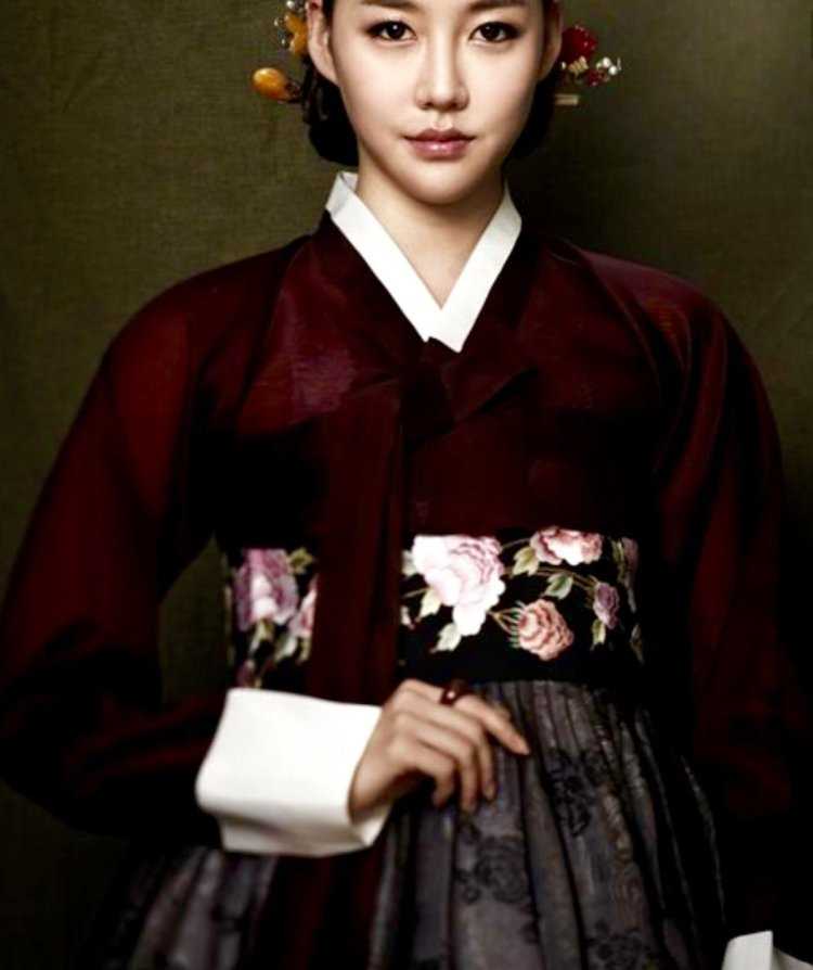 Korean Traditional clothes Hanbok