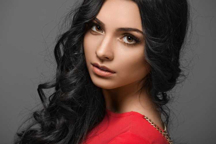 Нарине Султанян