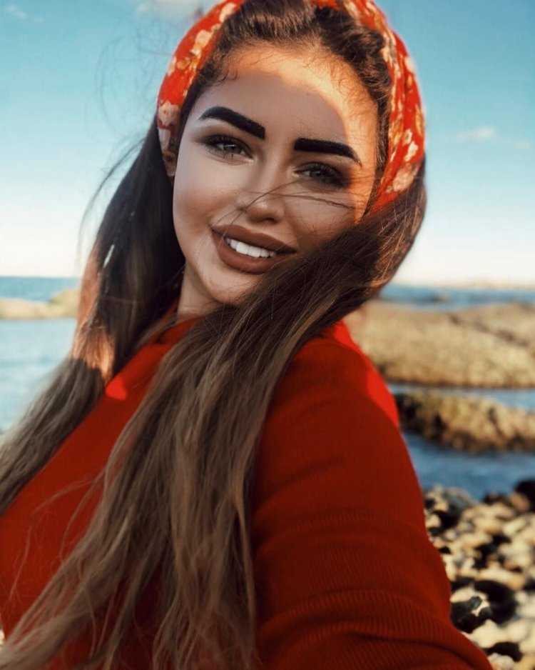 Красивая азербайджанка15