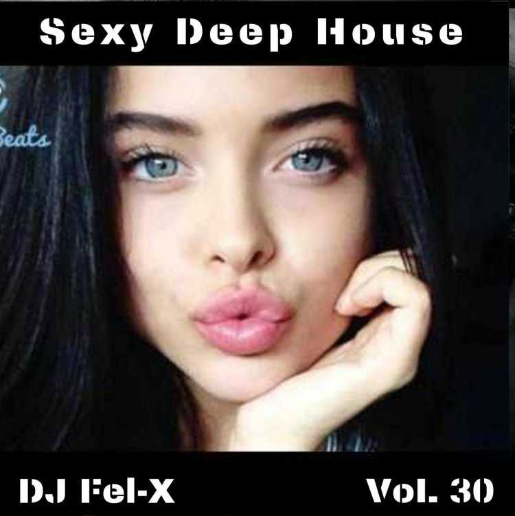 Губки бантиком селфи