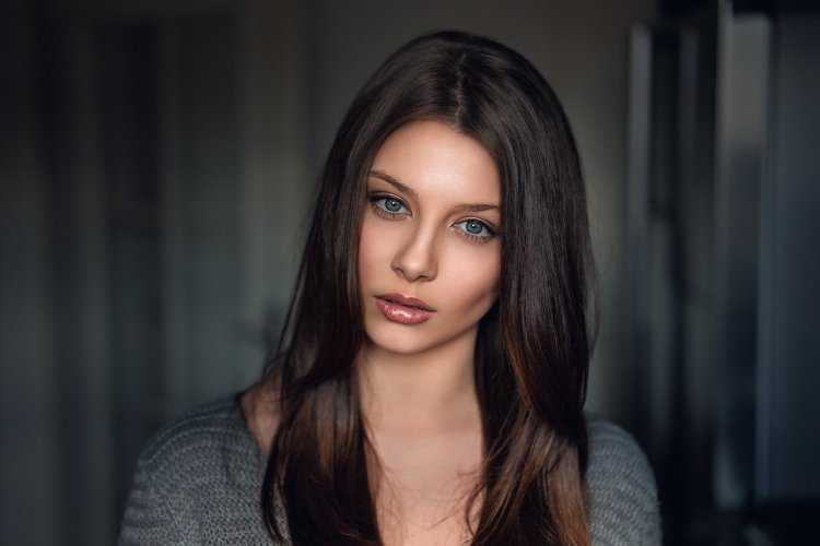 Мартин кюн брюнетка